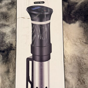 Sous Vide Precision Immersion Cooker 1000 WATT Model 805A New In Open Box